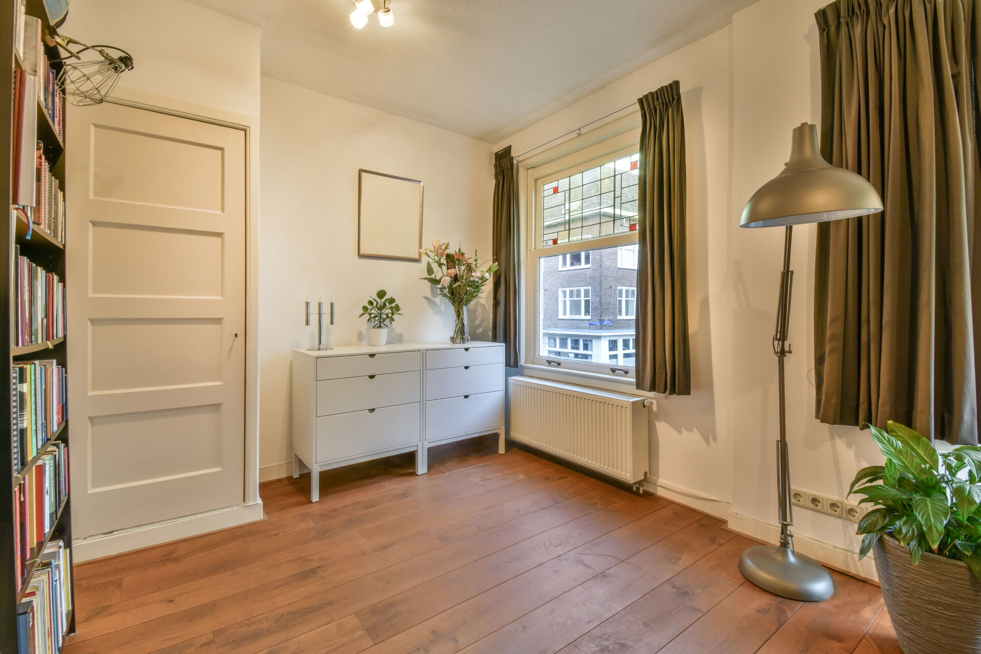 Ashford Lettings - Quaint living room with soft furniture in Ashford, Kent