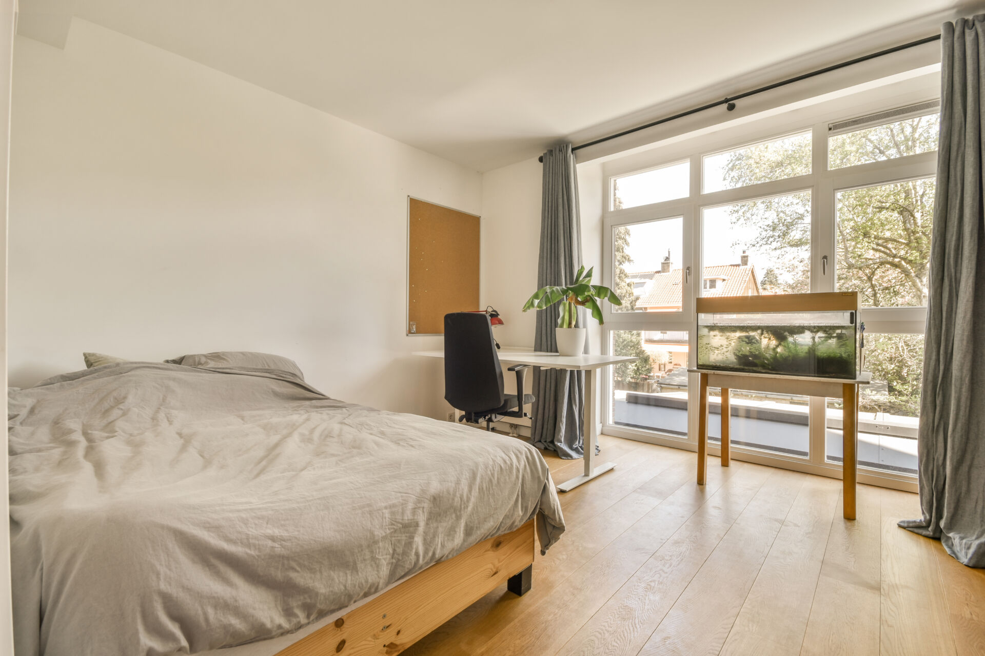 Ashford Lettings - Attic bedroom in property to buy in Canterbury, Kent
